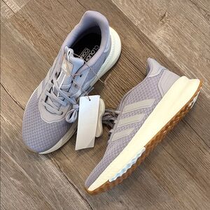 Adidas Women's Cloudfoam Sneakers - Light Purple and White